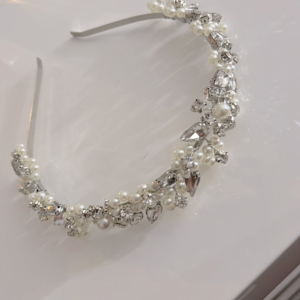 Hair accessories bridal special event